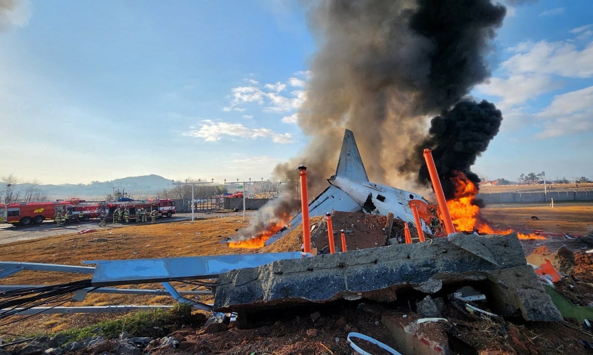 Reported South Korean Plane Crash Sparks Investigation into Causes and Survivors’ Accounts